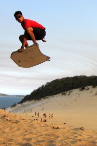 Sandboarding_sand-blow_rainbow-beach_julien-diot_worldtour-outdoorexperience