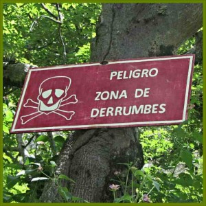 Choquequirao-Trek_landslide_sign